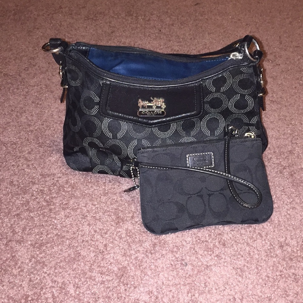 Black coach purse with coin purse